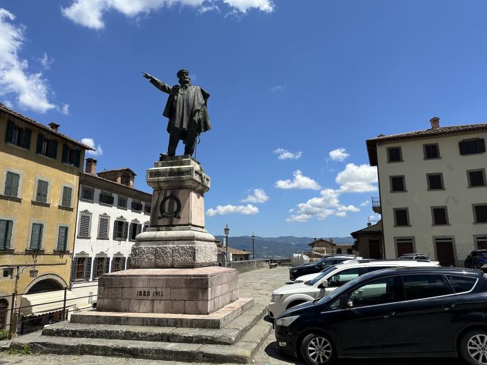 Image No.23-2 Bed Flat for sale