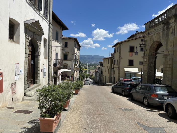 Image No.25-2 Bed Flat for sale