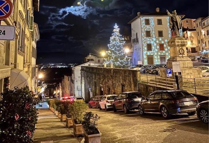 Image No.26-2 Bed Flat for sale