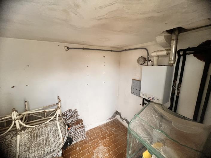 Image No.14-2 Bed Apartment for sale