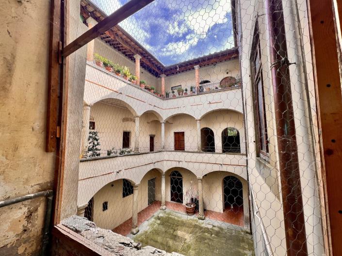 Image No.17-4 Bed Apartment for sale