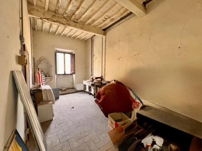 Image No.19-4 Bed Apartment for sale