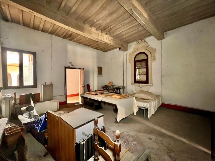 Image No.21-4 Bed Apartment for sale