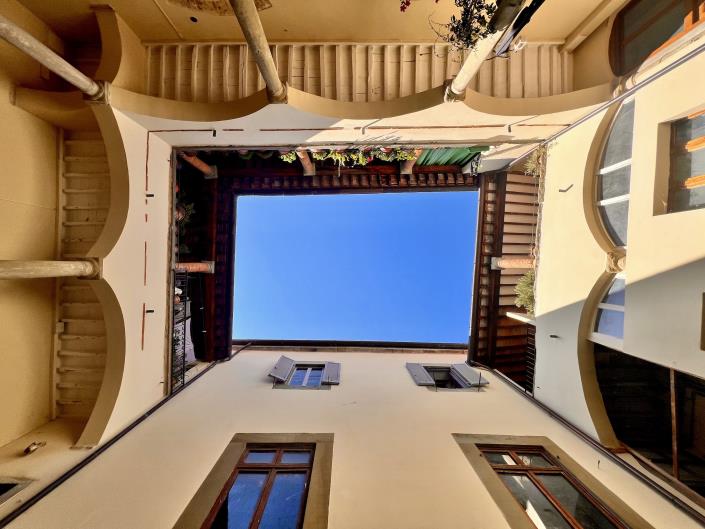 Image No.23-4 Bed Apartment for sale