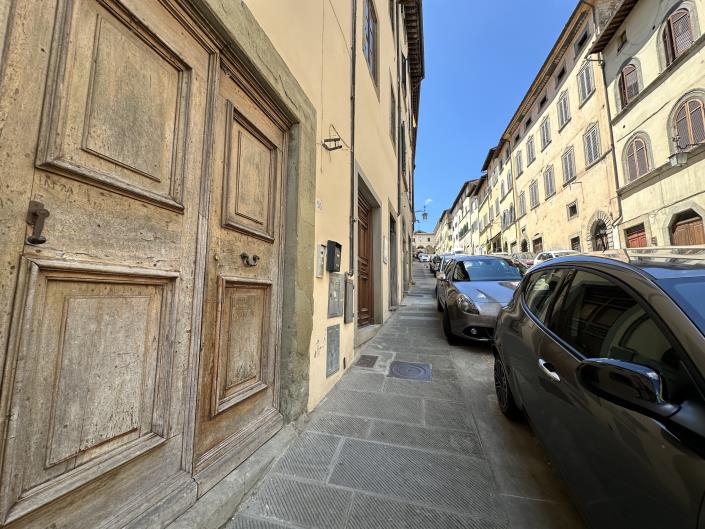 Image No.27-4 Bed Apartment for sale