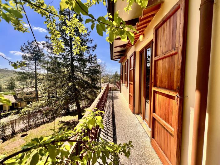 Image No.2-3 Bed Villa / Detached for sale