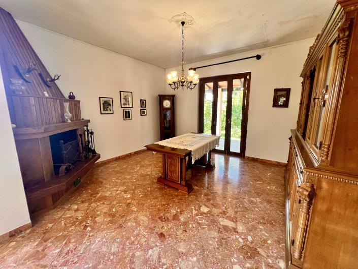 Image No.10-3 Bed Villa / Detached for sale