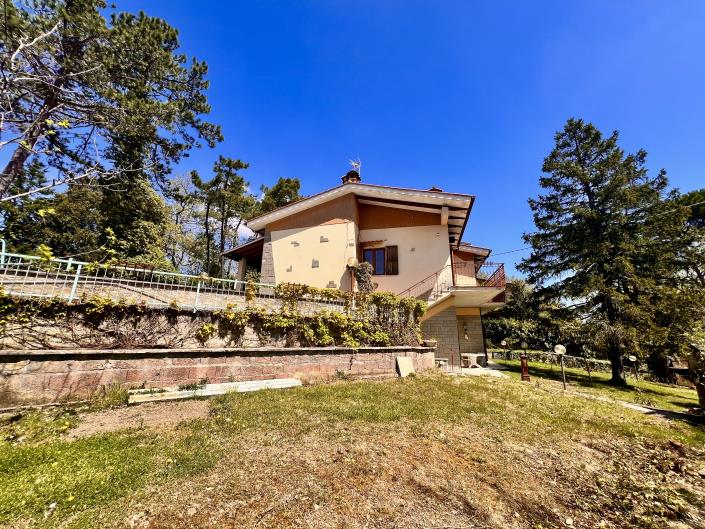 Image No.33-3 Bed Villa / Detached for sale