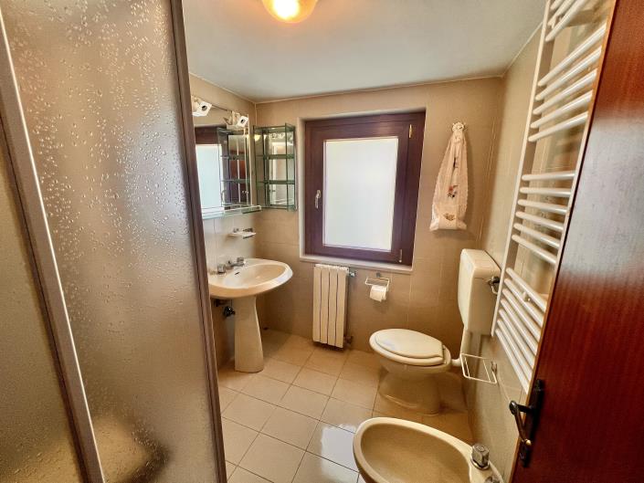 Image No.21-3 Bed Villa / Detached for sale