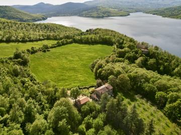 2-Casale-del-lago-