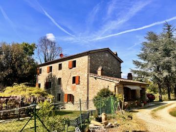 5-Casale-del-lago-