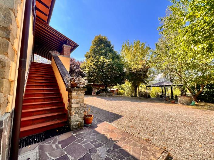 Image No.6-5 Bed Villa / Detached for sale