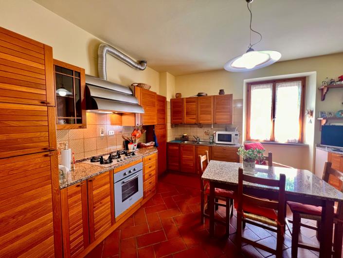 Image No.10-5 Bed Villa / Detached for sale