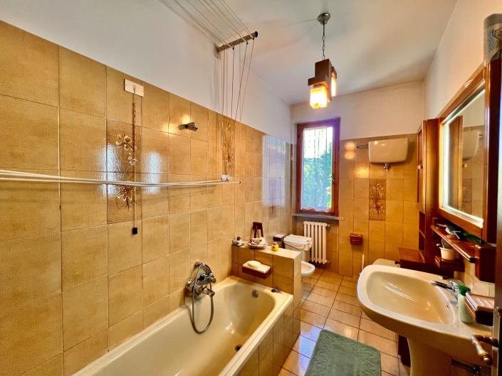 Image No.17-5 Bed Villa / Detached for sale