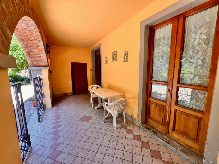 Image No.25-5 Bed Villa / Detached for sale