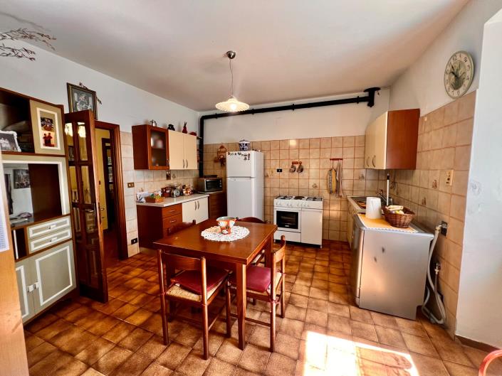 Image No.28-5 Bed Villa / Detached for sale