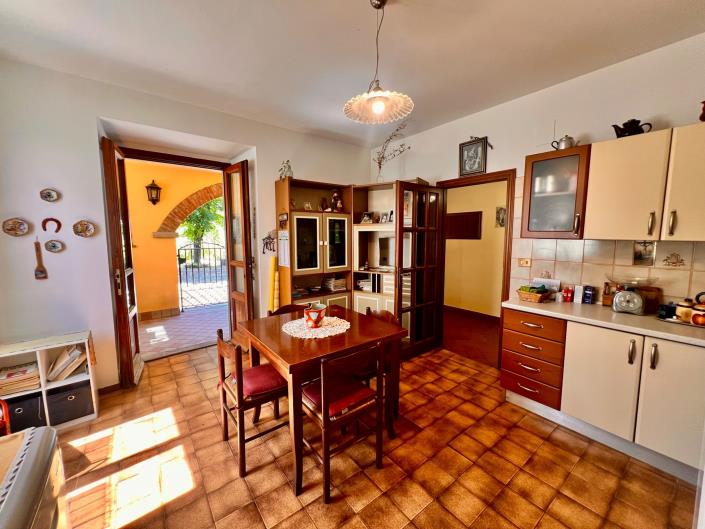 Image No.29-5 Bed Villa / Detached for sale