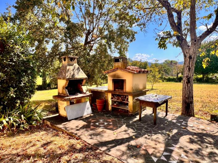 Image No.37-5 Bed Villa / Detached for sale
