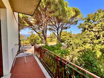 11-appartamento-giardinella-kitchen-balcony
