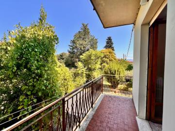 18-appartamento-giardinella-bedroom-2-balcony