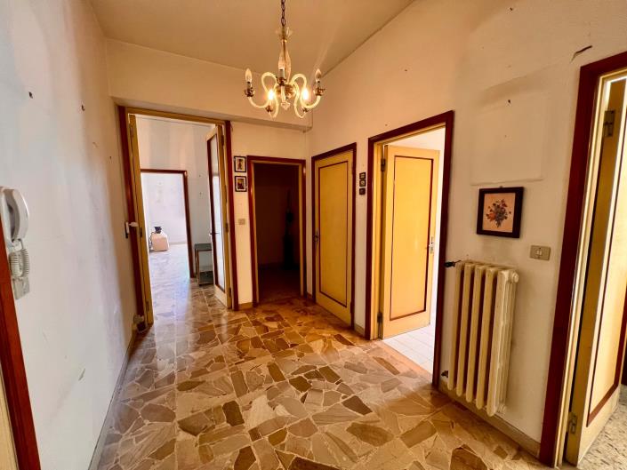 Image No.14-2 Bed Apartment for sale