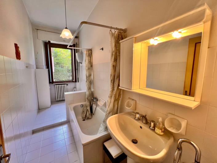 Image No.13-2 Bed Apartment for sale