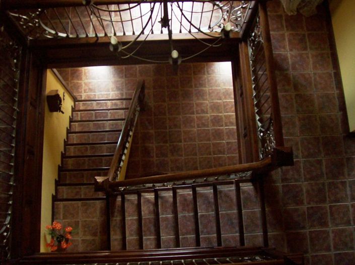 Image No.6-4 Bed Country Property for sale