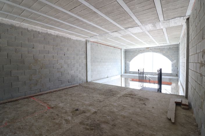 Image No.7-Commercial for sale