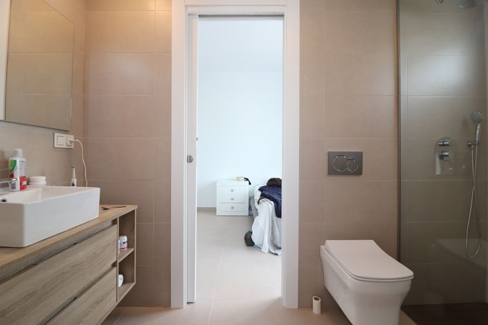 Image No.9-3 Bed Villa for sale