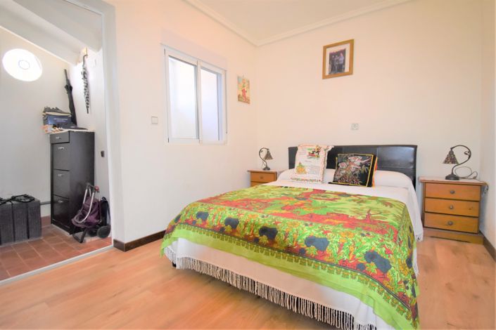 Image No.14-4 Bed Villa for sale