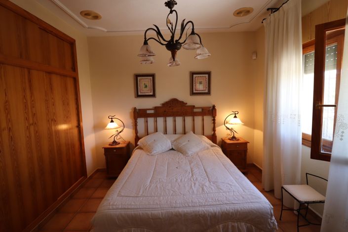 Image No.11-5 Bed Villa for sale