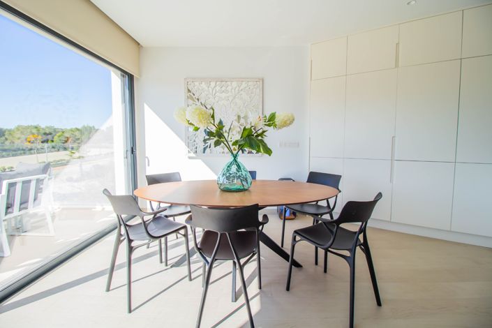 Image No.11-3 Bed Apartment for sale