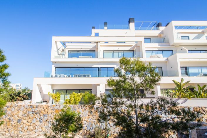 Image No.29-3 Bed Apartment for sale