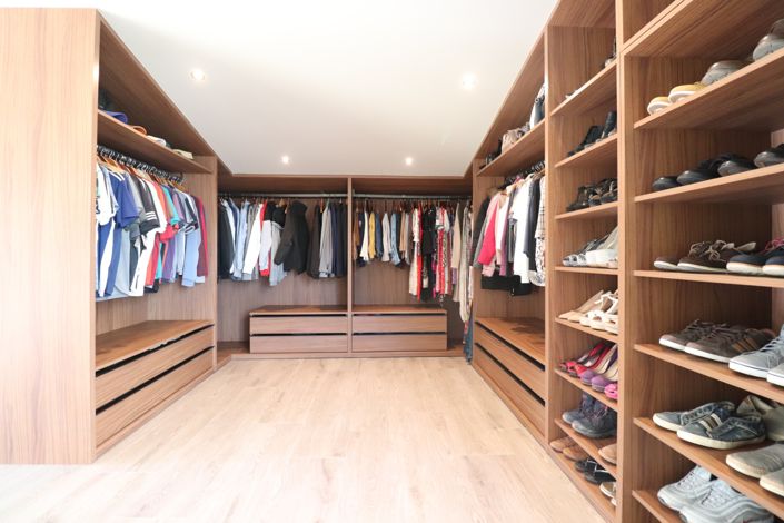 Image No.12-5 Bed Country Property for sale