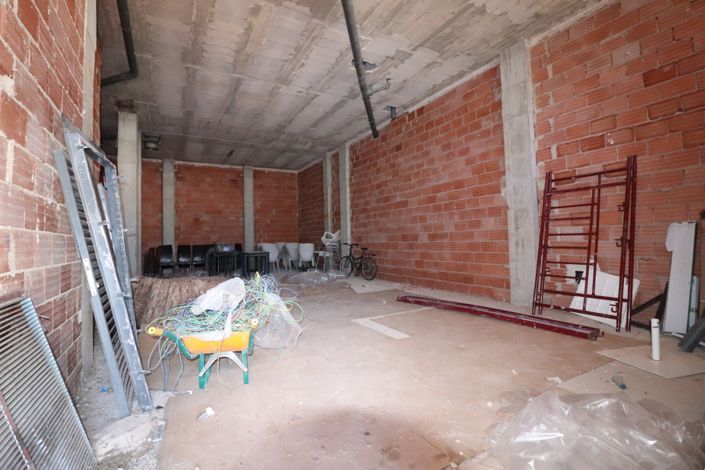 Image No.7-Commercial for sale