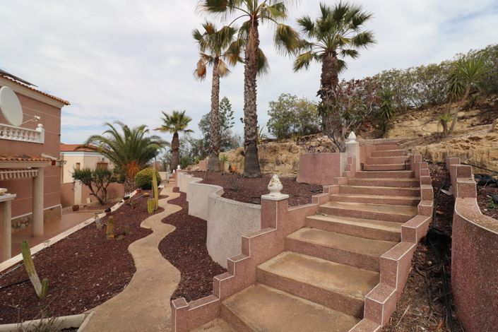 Image No.44-4 Bed Villa for sale