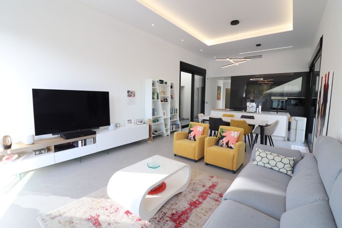 Image No.4-3 Bed Villa for sale