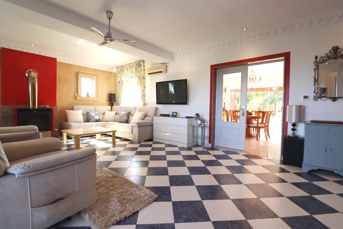 Image No.10-3 Bed Villa for sale