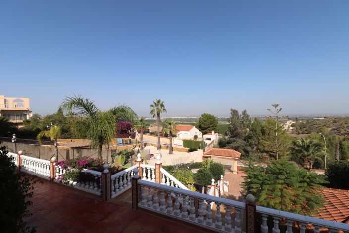 Image No.40-3 Bed Villa for sale