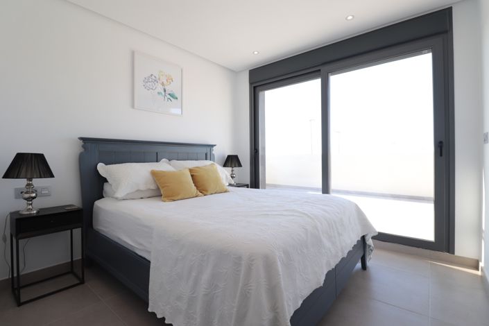 Image No.15-3 Bed Villa for sale