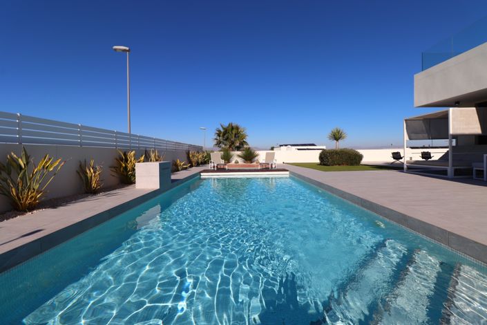 Image No.30-3 Bed Villa for sale