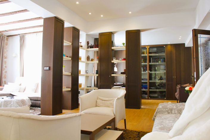 Image No.8-5 Bed Villa for sale