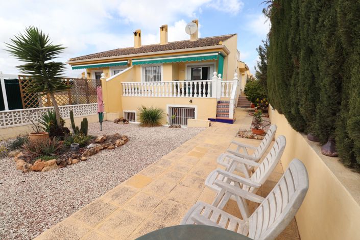 Image No.1-3 Bed Villa for sale