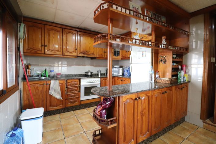 Image No.10-5 Bed Villa for sale