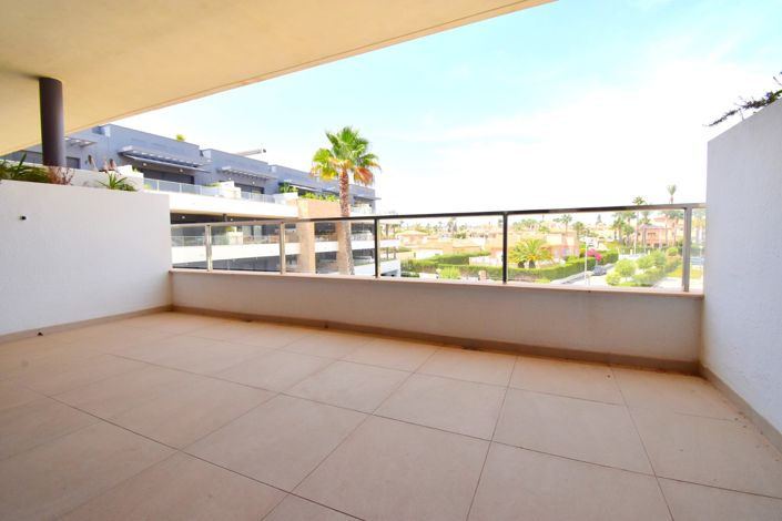 Image No.4-Appartement de 2 chambres à vendre à Orihuela Costa