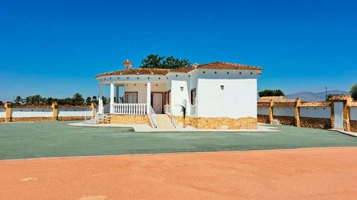 Image No.18-3 Bed Country Property for sale