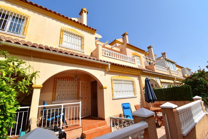 Image No.1-Maison de ville de 3 chambres à vendre à Orihuela Costa