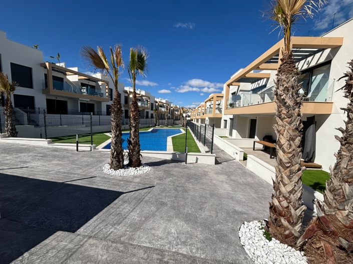 Image No.16-2 Bed Apartment for sale