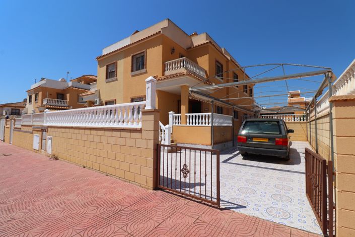Image No.1-Propriété de 3 chambres à vendre à Ciudad Quesada