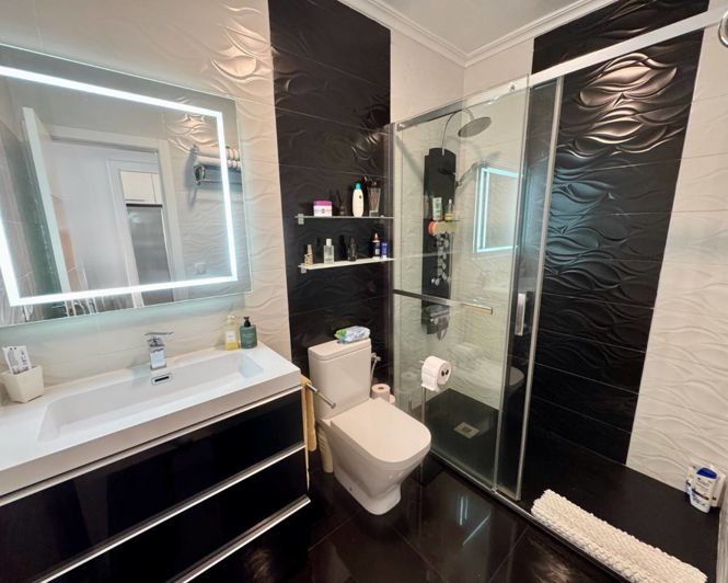 Image No.8-2 Bed Apartment for sale